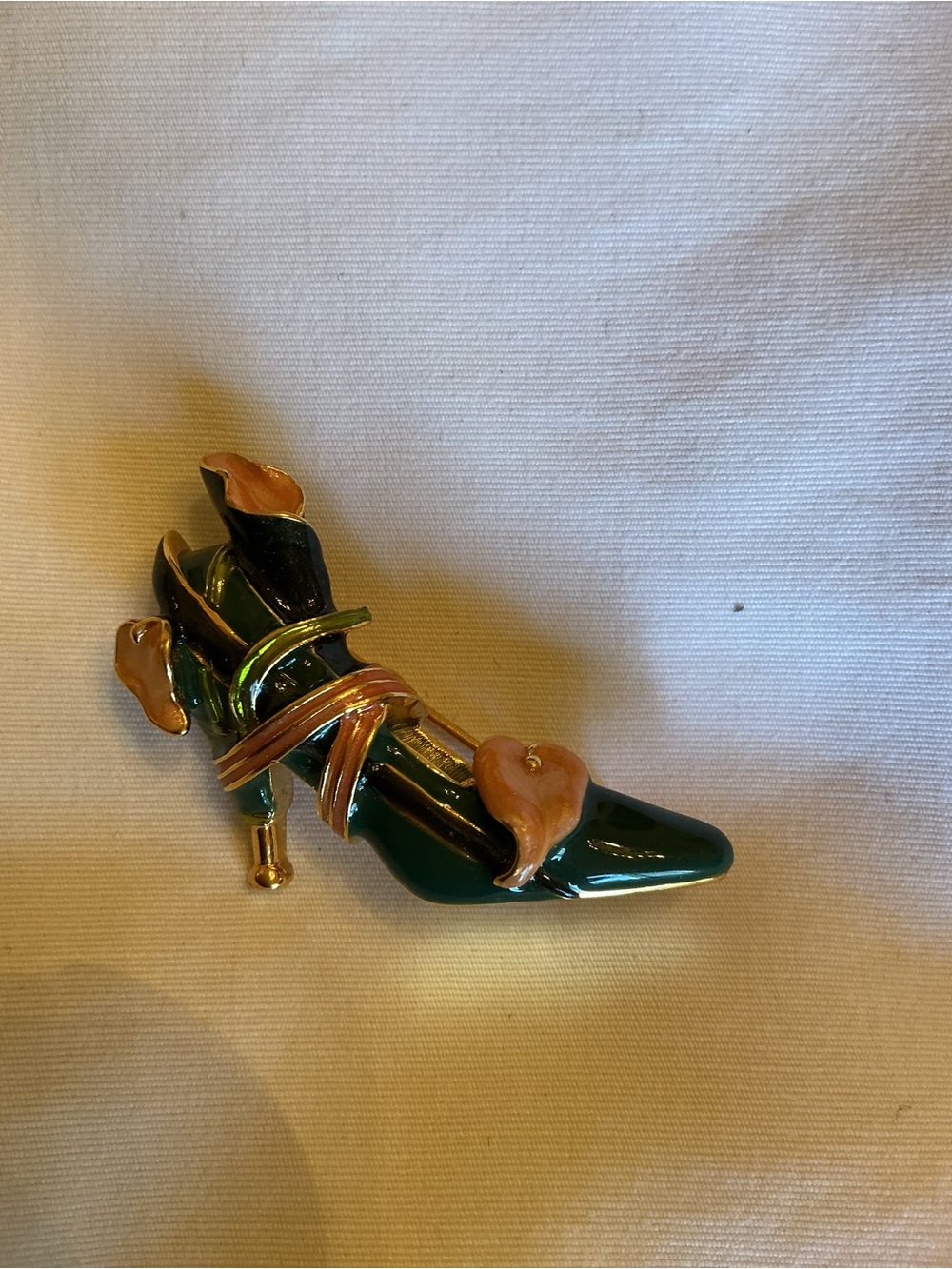 Kenneth Jay Lane Green Enamel Heel Brooch with Peach Floral Design